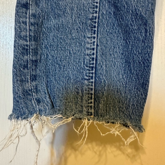 Gap cheeky straight high rise jeans with front seams and raw hems. Size 28/6 R - Picture 6 of 6